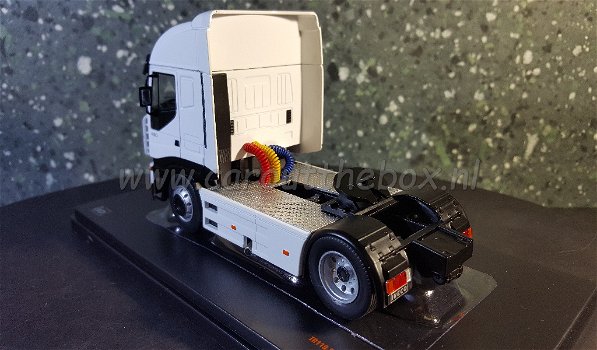 Iveco Stralis 2012 wit 1:43 Ixo V763 - 2