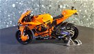 KTM RC16 Tech 3 #9 oranje 1:18 Maisto - 0 - Thumbnail