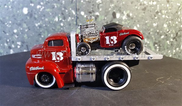 Ford COE 1950 + Ford1932 1:64 Maisto - 0