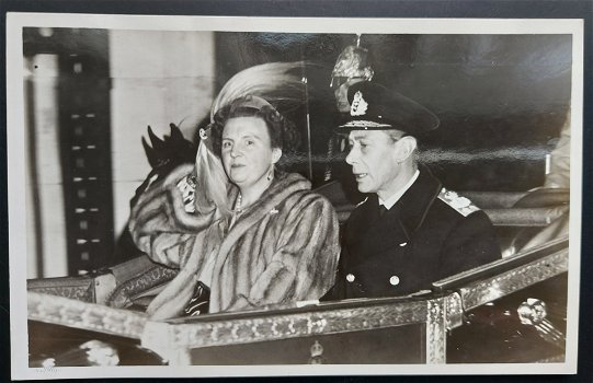 Bezoek koninklijk paar aan engeland H.M. Koningin Juliana en Koning GeorgeVI - 0