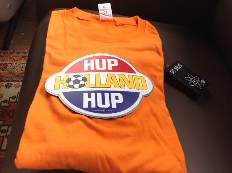 Oranje kleding - voor de echte supporters - - hup, holland hup, met muziek, nieuw - 1
