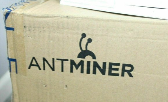 NEW Bitmain Antminer S19J PRO 104TH/S ASIC BTC Miner With Warranty - 1