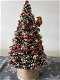 Mooie kerstbomen gemaakt van natuurlijke kegels - 0 - Thumbnail