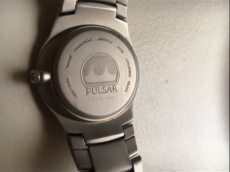 PULSAR TITANIUM HORLOGE - 1