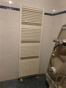 Mooie designradiator voor badkamer - 0
