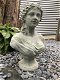 tuinbeeld , vrouwelijke buste - 1 - Thumbnail