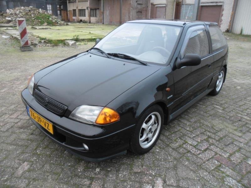Suzuki Swift 1.3-16V Summum Special (63kw-86pk) - Afbeelding 2