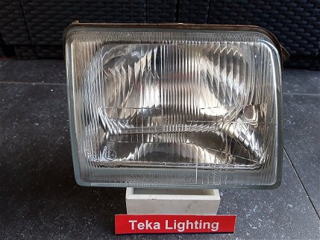 Mitsubishi Colt Space Wagon Koplamp Stanley 001-3221 Rechts Used - 0