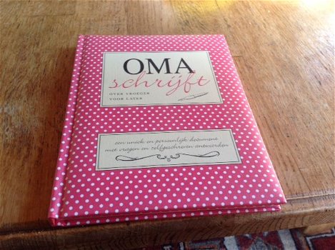 Oma / mama,, schrijft over toen, voor later - invulboek - 3