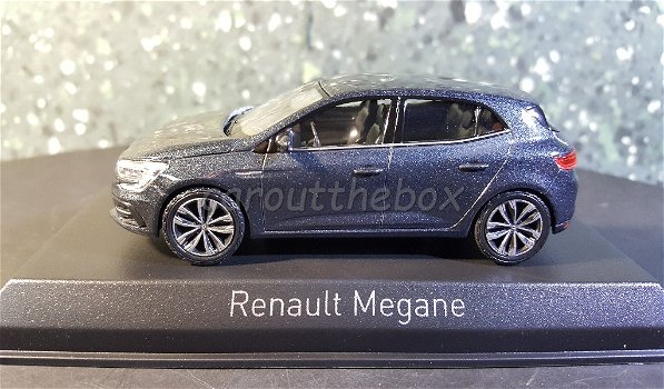 Renault Megane 2020 grijs 1:43 No 040 - 0