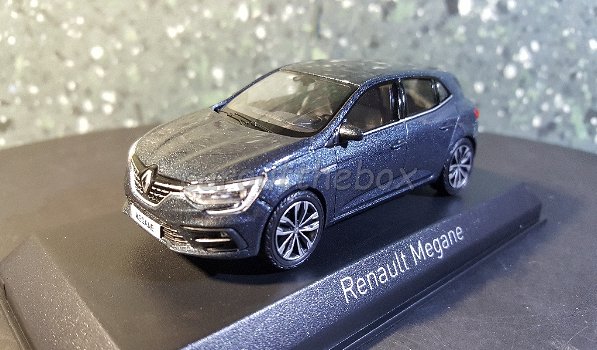 Renault Megane 2020 grijs 1:43 No 040 - 1