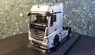 Mercedes-Benz Actros MP4 grijs 1:43 Ixo V770 - 1 - Thumbnail