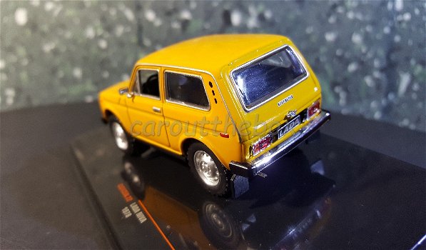 Lada Niva 1978 geel 1:43 Ixo V777 - 2