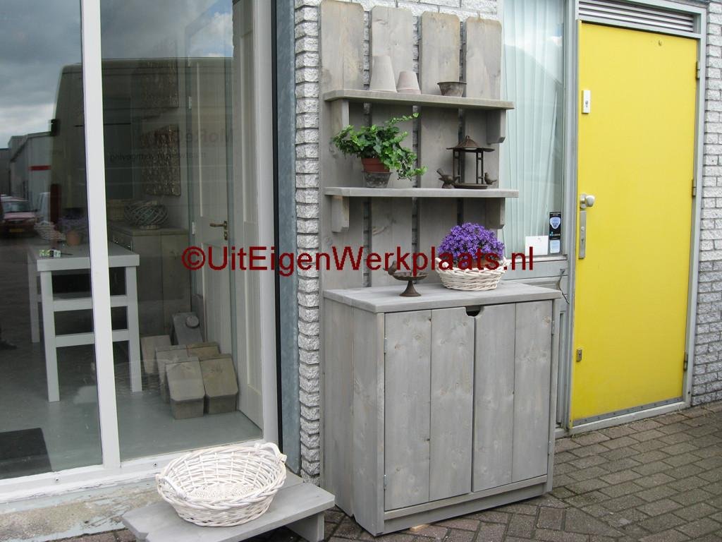 Steigerhout tuinkast met hoge onderkast. - nr. 1