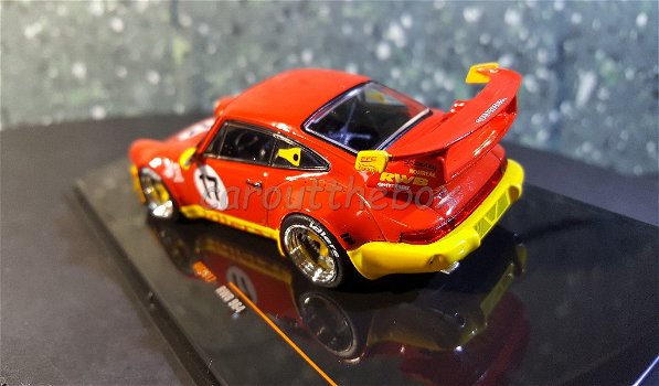 Porsche RWB 964 #17 Rood/geel 1:43 Ixo V791 - 2