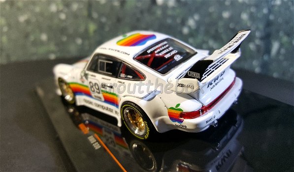 Porsche RWB930 #89 wit 1:43 Ixo V792 - 2