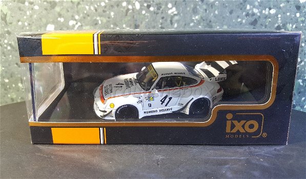 Porsche RWB 993 LBWK #41 wit 1:43 Ixo V793 - 3