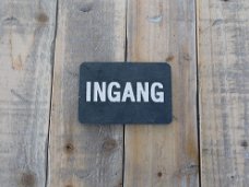 ingang bordje leisteen , ingang