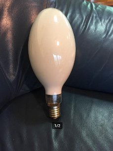 heel veel gasontladings lampen te koop, kwik, SON, metaalhalogeen etc