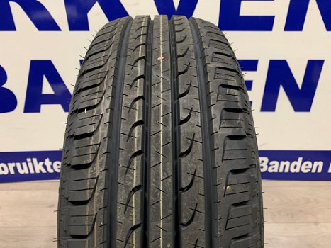 2x Goodyear autobanden 235/55/19 *NIEUW* - 1