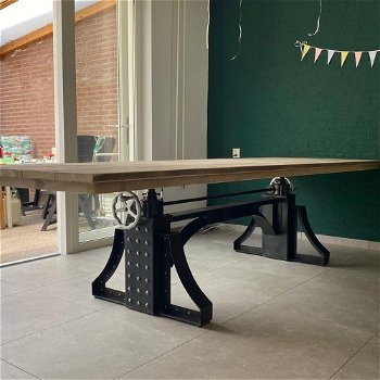 Opdraai tafels, eettafel en bartafel in één! - 2