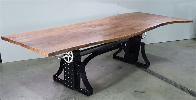 Opdraai tafels, eettafel en bartafel in één! - 5