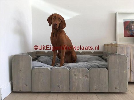 Hondenmand van steigerhout, model Diesel - 1