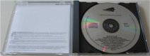 CD *** THE MOODY BLUES *** Voices In The Sky - 2 - Thumbnail