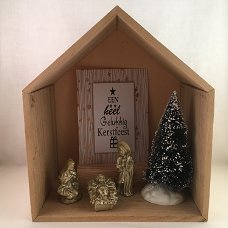 Kerst decoratie houten kerststal (alternatieve versie)