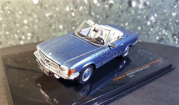 Mercedes-Benz 280 SL1979 blauw 1:43 Ixo V806 - 1