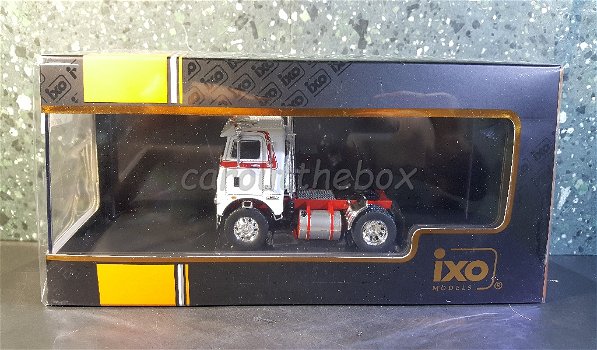 Freightliner COE 1976 wit 1/43 Ixo V810 - 3