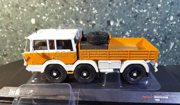 Tatra 813 6x6 1968 Oranje 1:43 Ixo V817 - 0