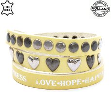 Lederen armband YELLOW met tekst love hope happiness met hart en ronde studs