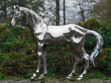 beeld van een paard aluminium , paard - 2