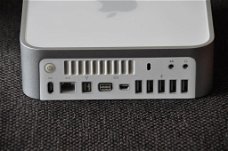 Mac Mini  YM008B8M9G5 en All. Apple Toetsenbord  en Apple Mighty Usb Mouse en Videoadapter  Enz.