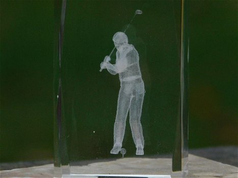 golf beeld in glas , 3d - 1