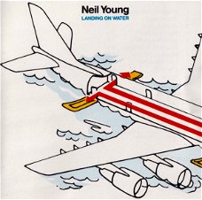 Neil Young – Landing On Water  (CD) Nieuw/Gesealed