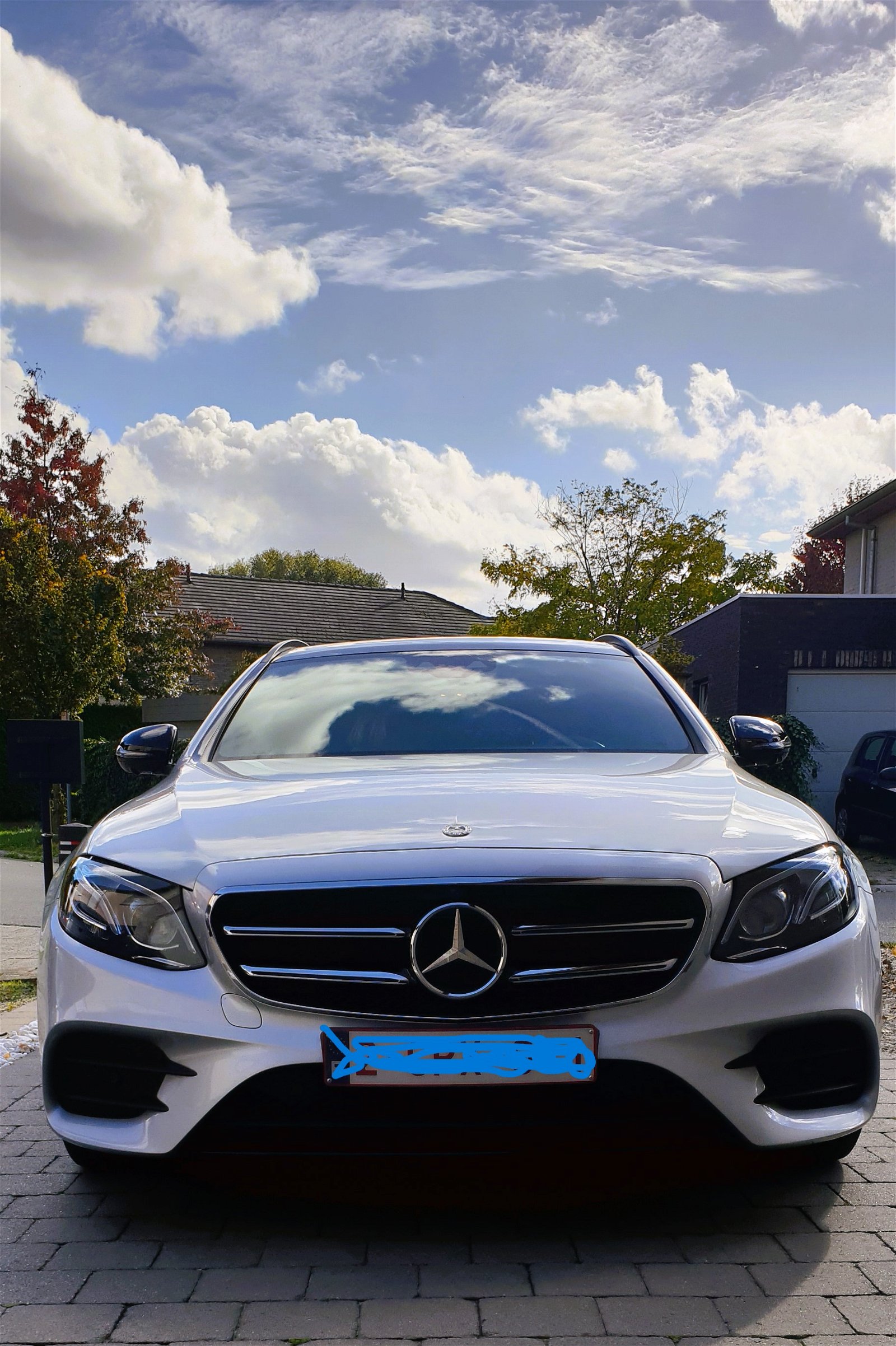 Unieke Mercedes E 300 AMG line intern en extern 2.0 moter - Afbeelding 6