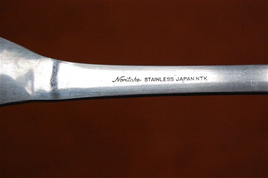 Malaysian Airlines: mes/knife & 2 vorken/forks - 2