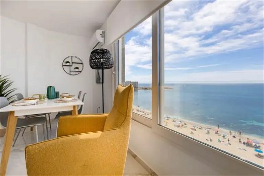 Uw eigen Appartement in TORREVIEJA aan zee en zandstrand en - 1