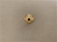Gouden monogram kalver ring met bruine steen france rvs