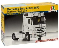 Italeri bouwpakket Mercedes Benz Actros 1851 blackliner  1:24