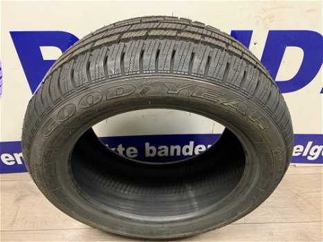 2x Goodyear winter autobanden 225/50/16 p/st €75,- - 1