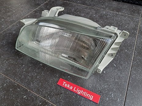 Toyota Carina E T19 (95-97) Koplamp Bosch Bosch 0318097323 Links - 3