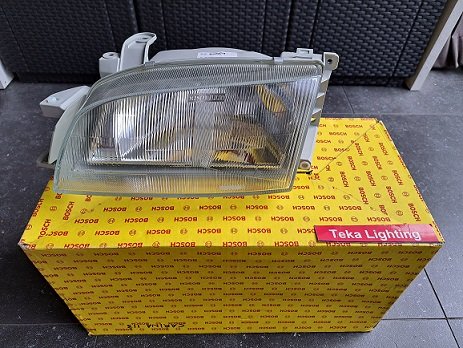 Toyota Carina E T19 Koplamp Bosch 0318097113 Links - 0