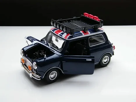 Modelauto Classic Mini Cooper 1969 – Motormax 1:18 - 3