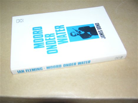 Moord onder Water-Ian Fleming - 2