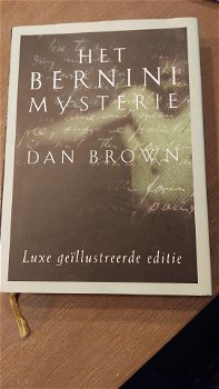 Het Bernini Mysterie - Dan Brown Luxe Geïllustreede Editie - 0