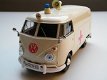 modelauto Volkswagen bus T1 Type 2 Ambulance – Motormax 1:24 - 1 - Thumbnail
