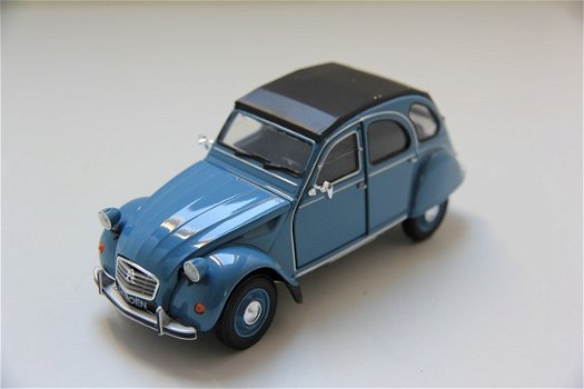 Nieuw modelauto Citroën / Citroen (Eend) 2CV – Welly 1:24 - 1